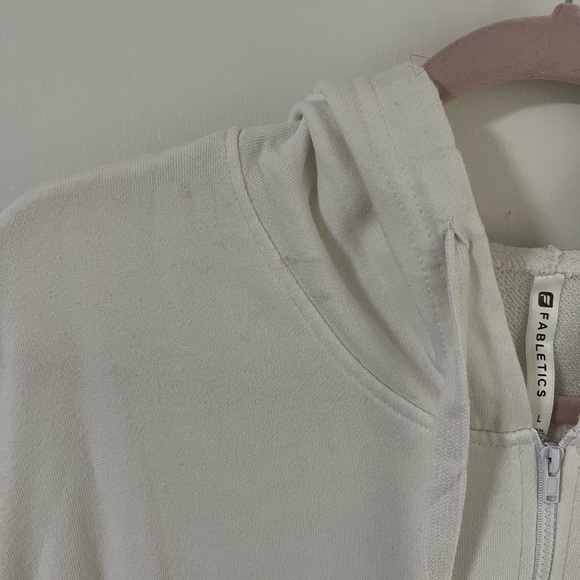 Fabletics 1/4 Zip - Picture 2 of 4